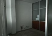 210m² commercial premises for sale in Huelva, Calle Villarrasa photo