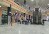 Local comercial
en venda amb llogaters
amb 100m² a Chiclana de la Frontera, Calle Arroyuelo foto
