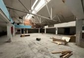 3826m² warehouse industrial for sale in Zaragoza, Calle Lagos de Millares photo