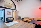 Local comercial en venta con 179m² en Barcelona, en la zona de Barri Gòtic, Carrer dels Còdols foto