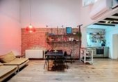 Local comercial en venta con 179m² en Barcelona, en la zona de Barri Gòtic, Carrer dels Còdols foto