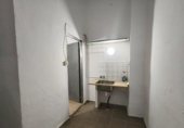 Local comercial en venta con 64m² en Valencia, en la zona de Torrefiel, Calle Alcañíz foto