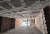 117m² commercial premises for sale in Tarrasa, Carrer dels Voluntaris photo