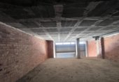 117m² commercial premises for sale in Tarrasa, Carrer dels Voluntaris photo