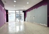 Local comercial
en lloguer
amb 77m² a Sant Boi de Llobregat, a la zona de Barri Centre, Calle LLUIS PASCUAL ROCA, 28 foto