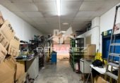 Local comercial en venta con 194m² en el Prat de Llobregat foto