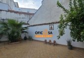 Local comercial en venta con 152m² en Bailén foto