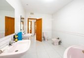 899m² restaurant for sale in Pinos Puente, Vega de granada zona noroeste photo
