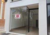 Local comercial
en lloguer
amb 90m² a Lepe, Calle Ramón y Cajal foto