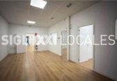 Local comercial en alquiler con 480m² en Barcelona, en la zona de el Raval, Carrer de Sant Pau foto