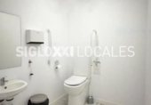 Local comercial en alquiler con 480m² en Barcelona, en la zona de el Raval, Carrer de Sant Pau foto