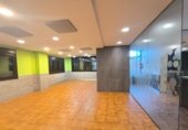 Local comercial en alquiler con 175m² en Santiago de Compostela, en la zona de Aríns, San Marcos foto