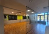 Local comercial en alquiler con 175m² en Santiago de Compostela, en la zona de Aríns, San Marcos foto