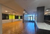 Local comercial en alquiler con 175m² en Santiago de Compostela, en la zona de Aríns, San Marcos foto