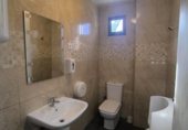 Local comercial en alquiler con 175m² en Santiago de Compostela, en la zona de Aríns, San Marcos foto