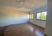 Local comercial en venta con 103m² en Badajoz foto