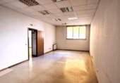 391m² offices for sale in Segovia, Avenida de la Constitución photo