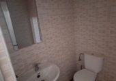 Local comercial en venta con 214m² en Cáceres, Calle Gran Bretaña foto