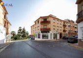 Local comercial
en venda
amb 64m² a Peligros, Avenida Reina Sofía foto