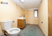 Local comercial
en venda
amb 64m² a Peligros, Avenida Reina Sofía foto