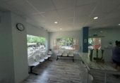 94m² commercial premises for sale in Cáceres, in the area of Saint George, Calle Goya photo