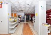 Local comercial
en venda
amb 154m² a Santa Fe, Calle Cruces foto