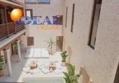 489m² building for sale in Granada, in the area of Albaicín, Placeta del Abad photo