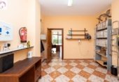 61m² commercial premises for sale in Granada, in the area of Lakes Cross, Calle Grabador David Roberts photo