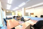 100m² bureau pour vente à Reus, dans le quartier de Muralla, Carrer de Dom Bosco photo
