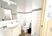 100m² bureau pour vente à Reus, dans le quartier de Muralla, Carrer de Dom Bosco photo