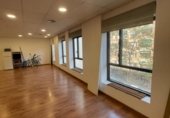 160m² office for sale in Sabadell, Carrer de Josep Renom photo
