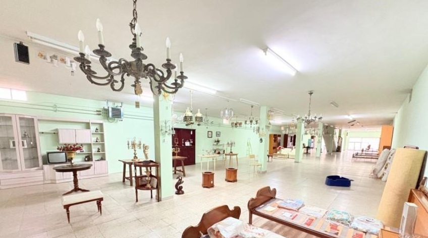 Local comercial