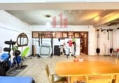 156m² locaux commerciaux pour vente à Ourense, dans le quartier de Ourense, Rúa Ramón Cabanillas photo
