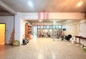 156m² locaux commerciaux pour vente à Ourense, dans le quartier de Ourense, Rúa Ramón Cabanillas photo