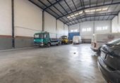 Nave Industrial en venta con 570m² en Loja foto