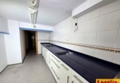 Oficinas en alquiler con 503m² en Santander, Calle Jesús de Monasterio foto