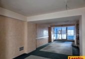 Oficinas en alquiler con 503m² en Santander, Calle Jesús de Monasterio foto