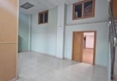 Local comercial en venta con 220m² en Badajoz, en la zona de San Roque, Avenida de Miguel Ángel Celdrán foto