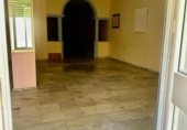 Local comercial
en venda
amb 100m² a El Carpio foto