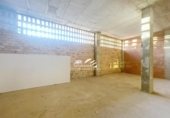 Local comercial en venta con 256m² en Lucena, avenida de joan margarit, 14900 foto