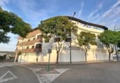 Local comercial en venta con 256m² en Lucena, avenida de joan margarit, 14900 foto