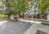 267m² commercial premises for sale in Granada, in the area of San Lázaro, Avenida de la Constitución photo