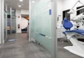 685m² commercial premises with tenants for sale in Barcelona, in the area of Hostafrancs photo