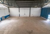 Nave Industrial en venta con 240m² en Jun foto