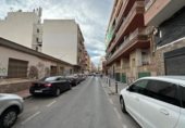Restaurante en venta con 756m² en Torrevieja, paseo maritimo foto