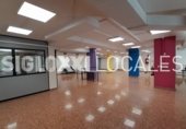 Local comercial en venta con 555m² en Barcelona, en la zona de la Sagrera, Carrer d'Hondures foto
