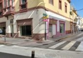 Local comercial en alquiler con 164m² en Dos Hermanas foto