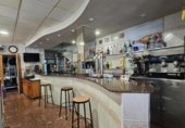 Restaurante en venta con 166m² en Tabernes de Valldigna, Partida Marenys foto