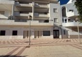 Oficinas en venta con 111m² en Tabernes de Valldigna, paseo del lago foto