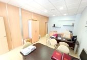 80m² commercial premises for sale in Estepona photo